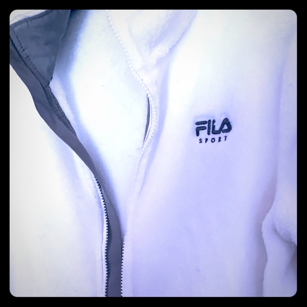 🎃 FALL SALE 🎃 FILA Jacket